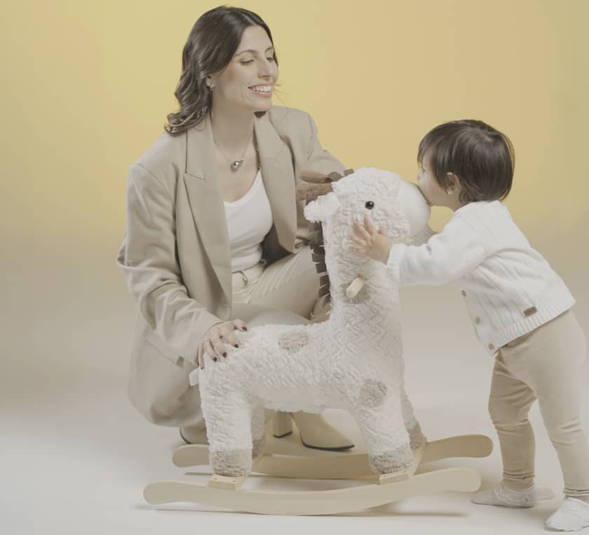 Peluche Mecedor +18meses Jirafa Crudo