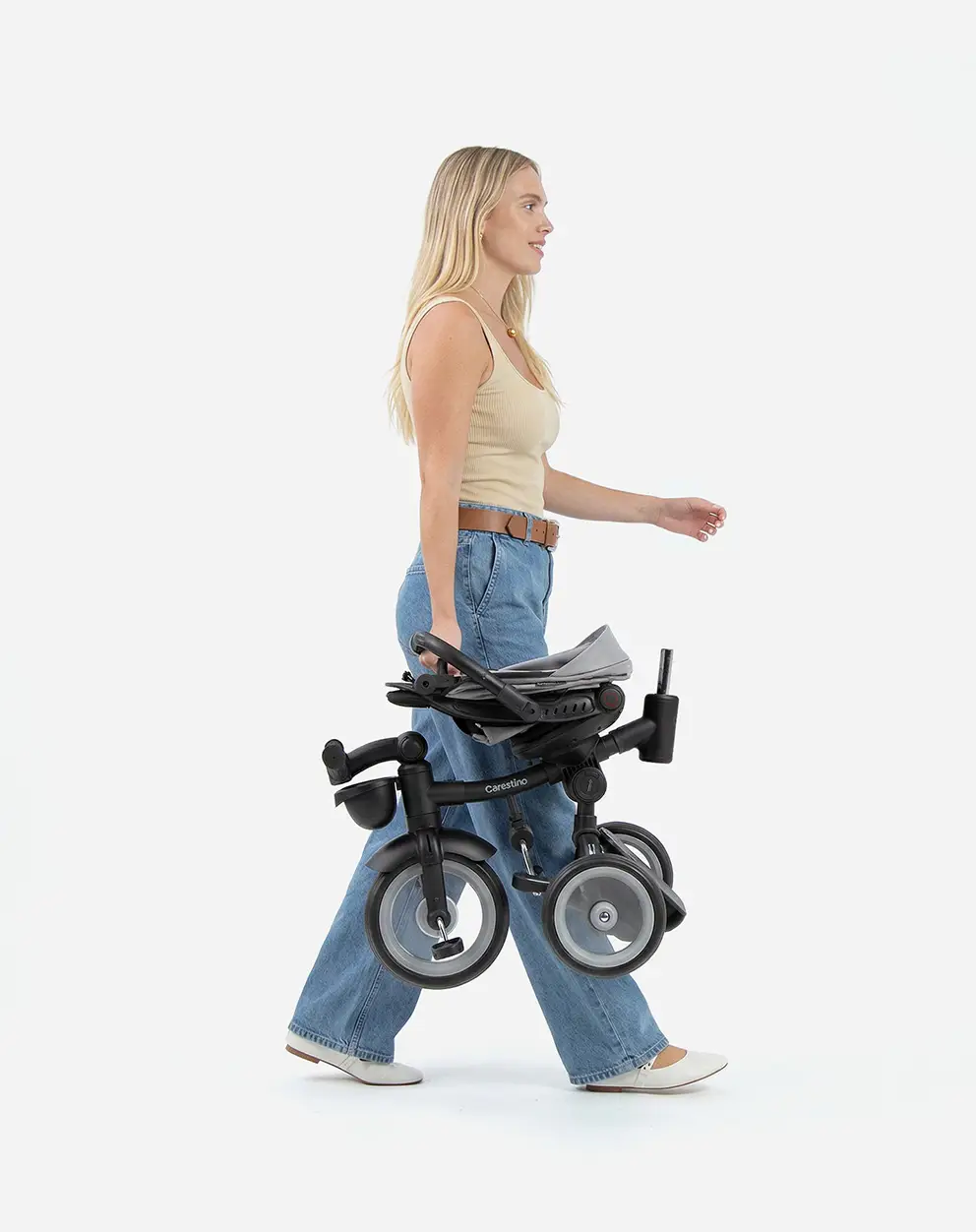 Compacto para guardar, práctico para salir producto